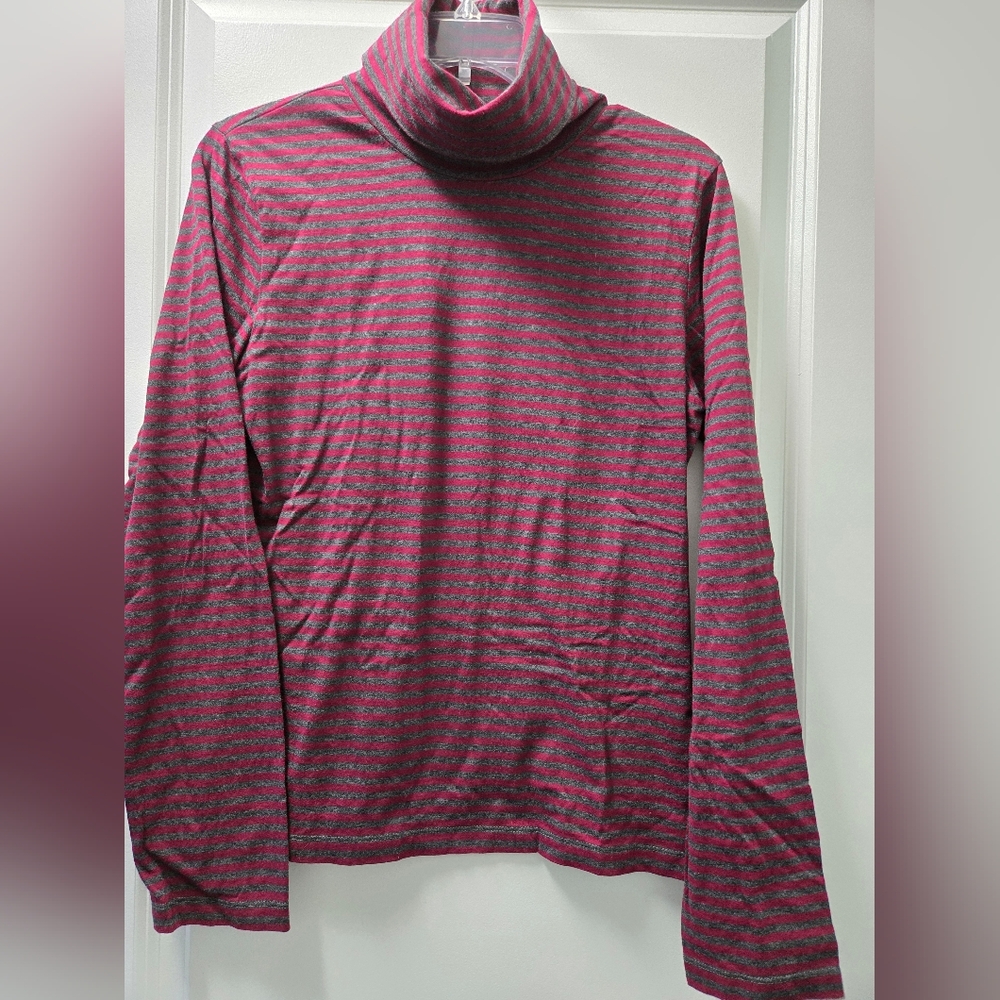 Calvin Klein 100% cotton turtleneck